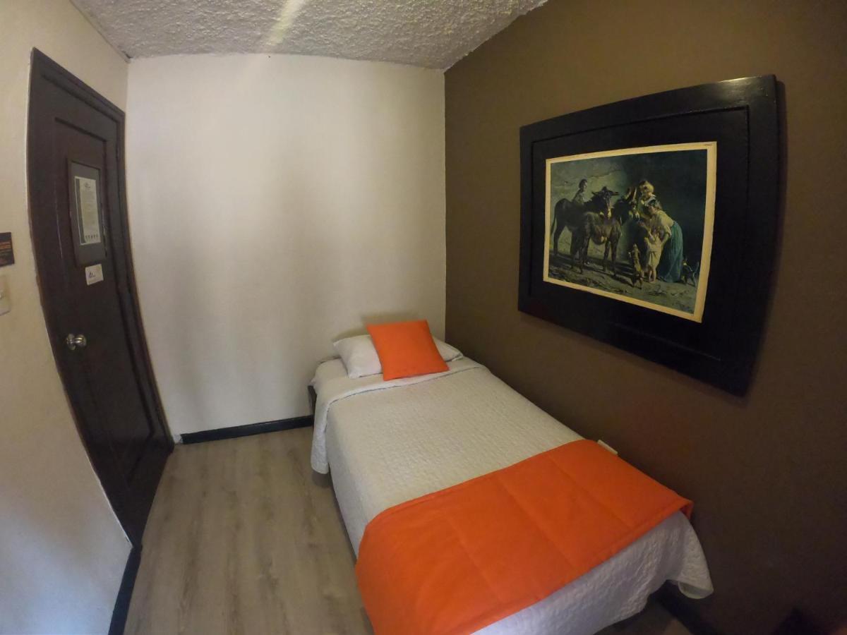 Hotel Catedral Cuenca By Pshotels Екстериор снимка